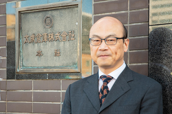 お話を伺った情報システム室 室長 小島様